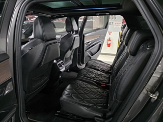 PEUGEOT 5008 2023