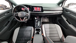VOLKSWAGEN GOLF 2024