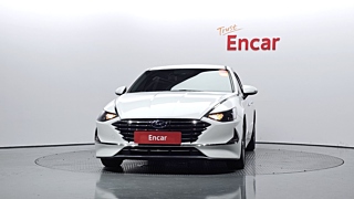 HYUNDAI SONATA DN8 2019