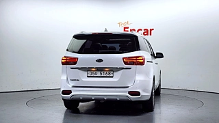 KIA CARNIVAL 2018