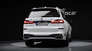 BMW X7 G07 2022