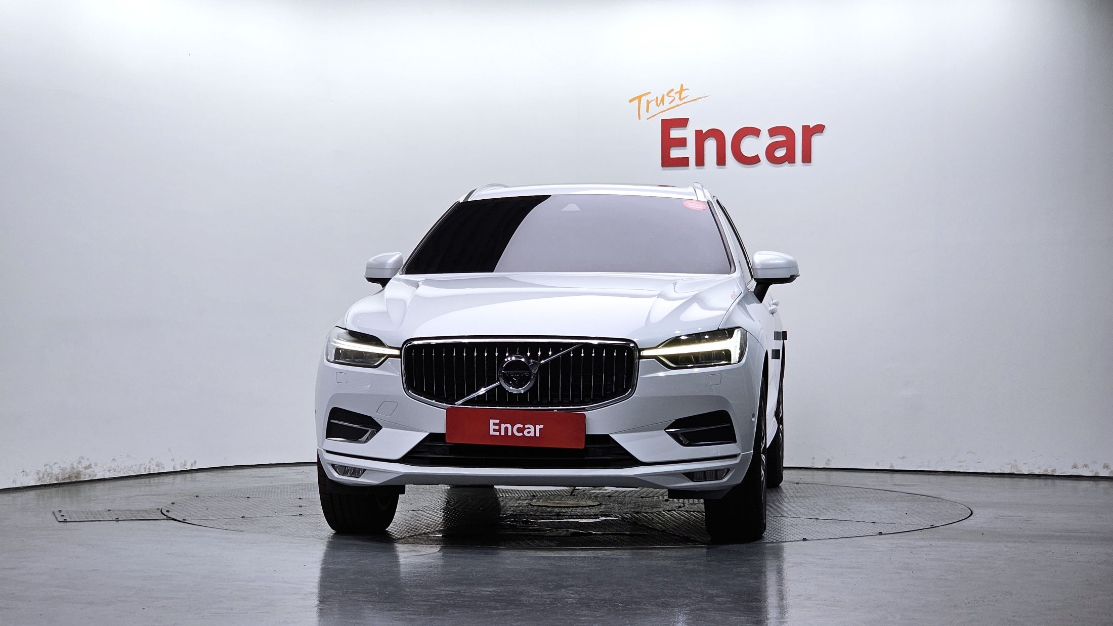 VOLVO XC60 2017