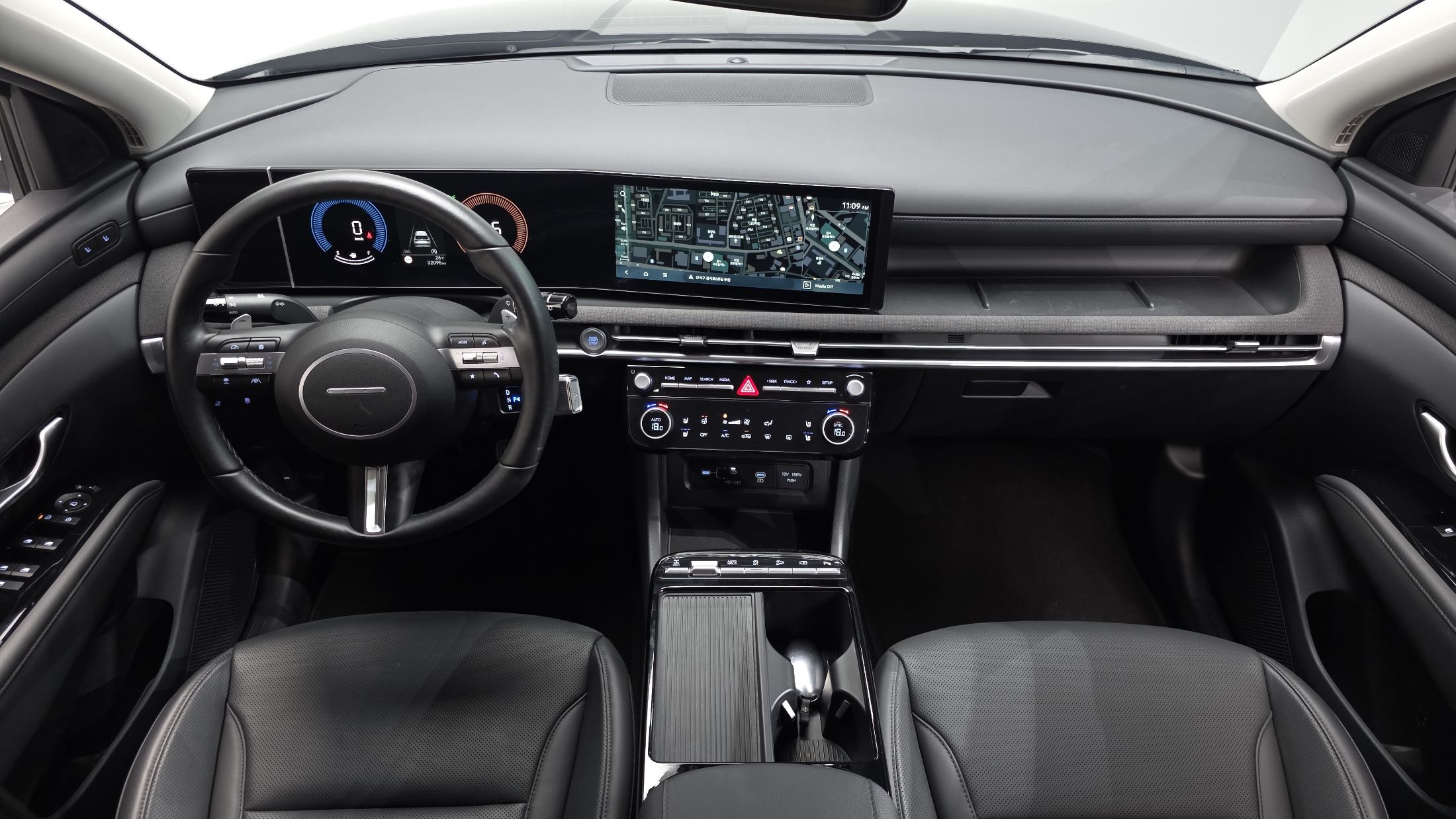 HYUNDAI TUCSON NX4 2024