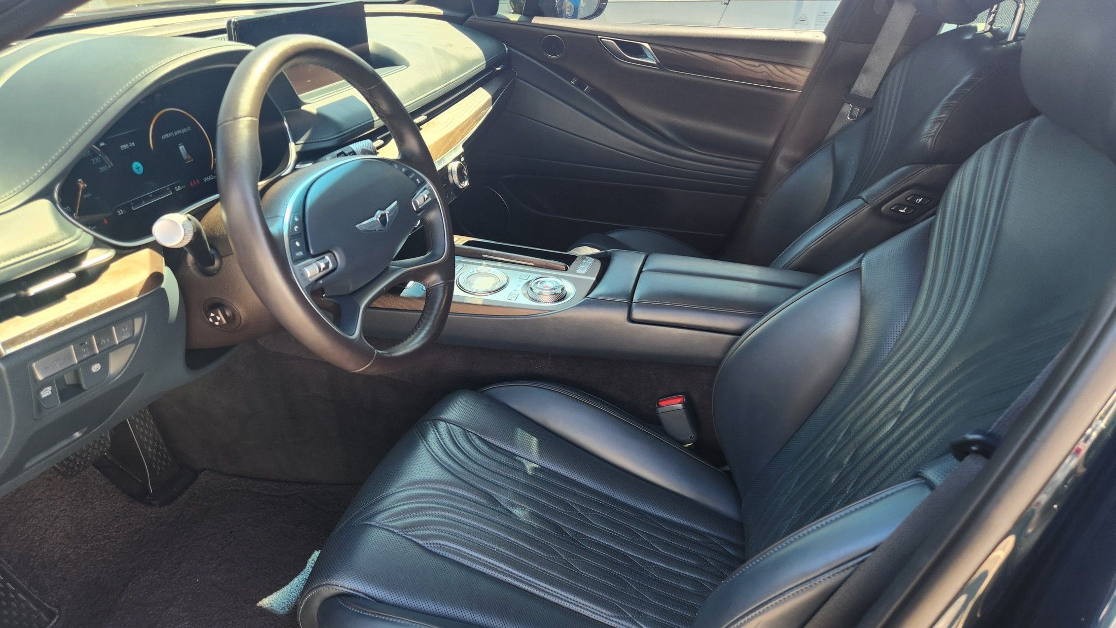 GENESIS G80 RG3 2020