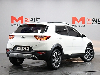 KIA STONIC 2018