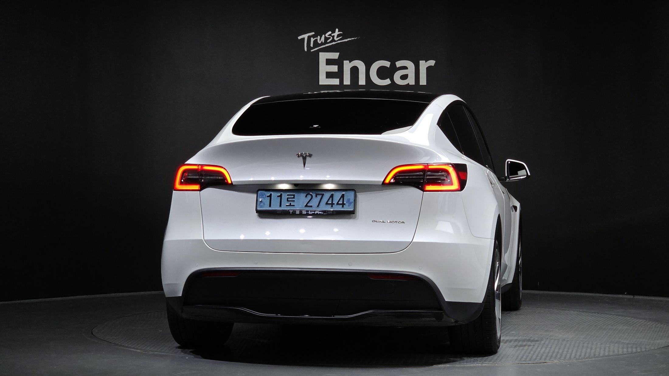 TESLA MODEL Y 2021
