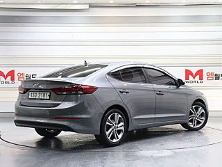 HYUNDAI AVANTE AD 2017