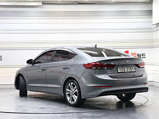 HYUNDAI AVANTE AD 2017