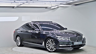 BMW 7-SERIES G11 2017