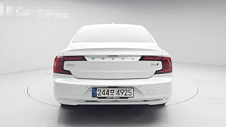 VOLVO S90 2024