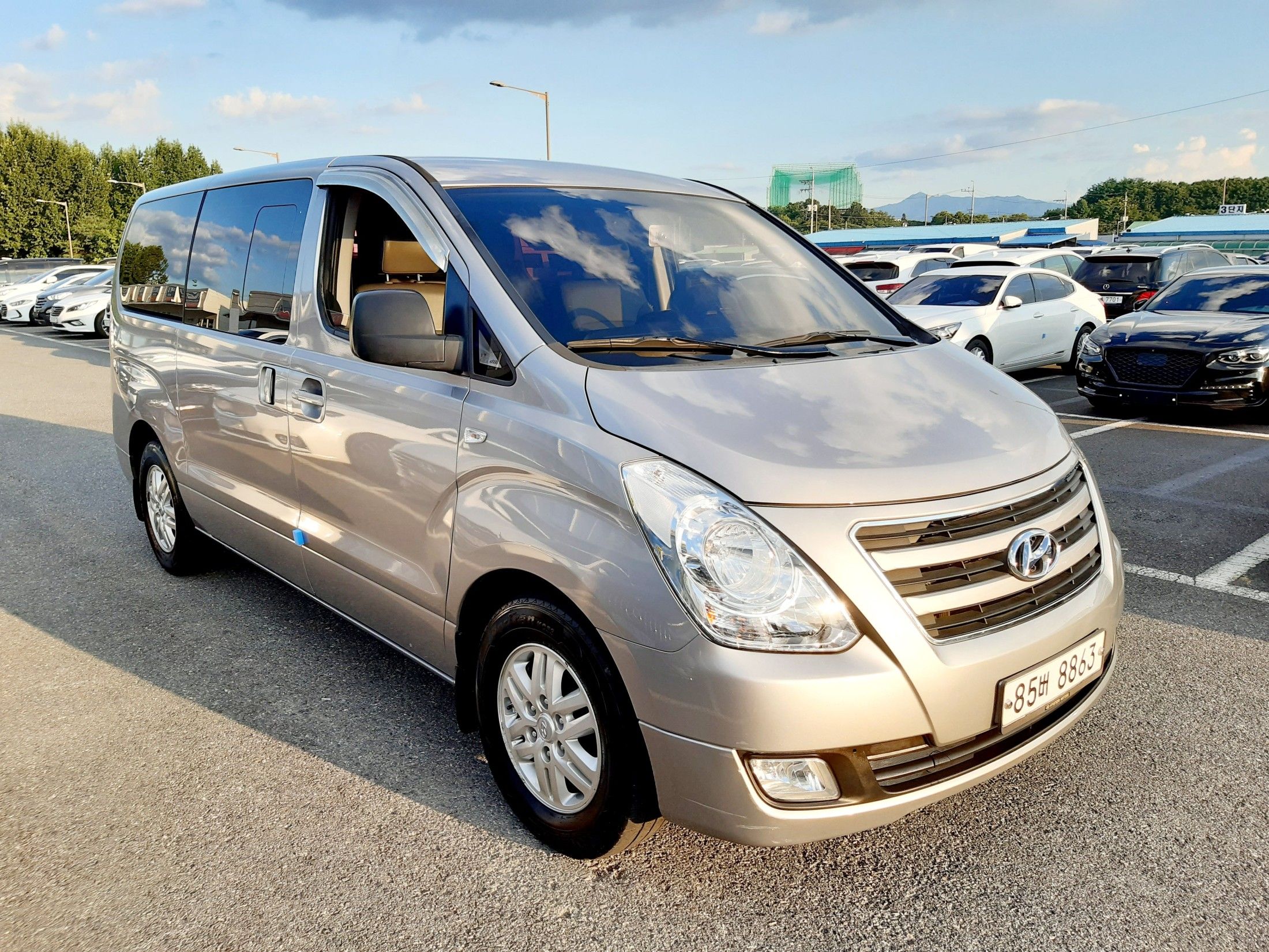 HYUNDAI STAREX GRAND 2016