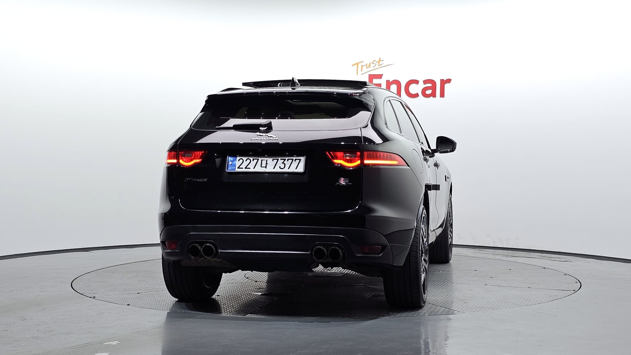 JAGUAR F-PACE 2019
