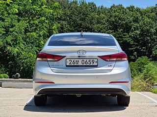 HYUNDAI AVANTE AD 2016