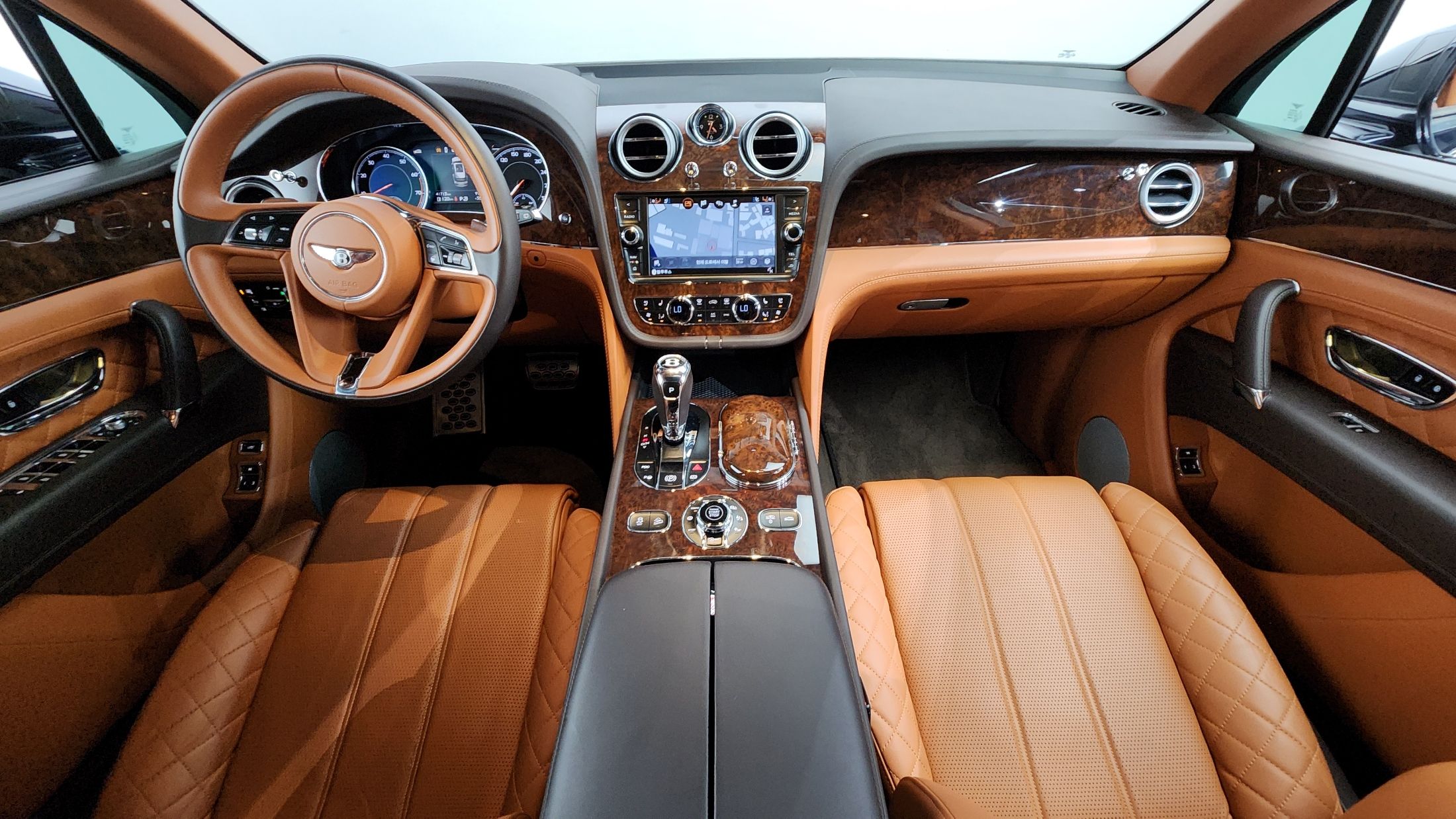 BENTLEY BENTAYGA 2017