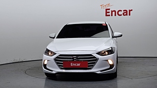 HYUNDAI AVANTE AD 2018