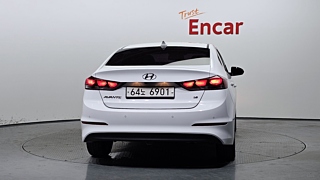 HYUNDAI AVANTE AD 2018