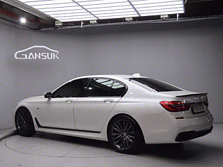 BMW 7-SERIES G11 2018