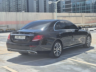 MERCEDES BENZ E-CLASS W213 2019