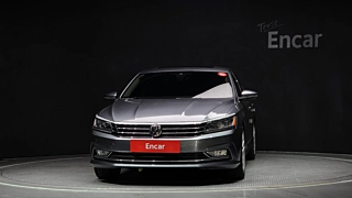 VOLKSWAGEN PASSAT  2018
