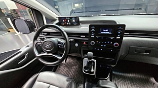 HYUNDAI STARIA 2023