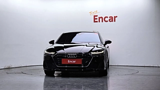 AUDI A7 4K 2023
