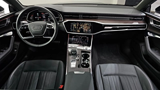 AUDI A7 4K 2023