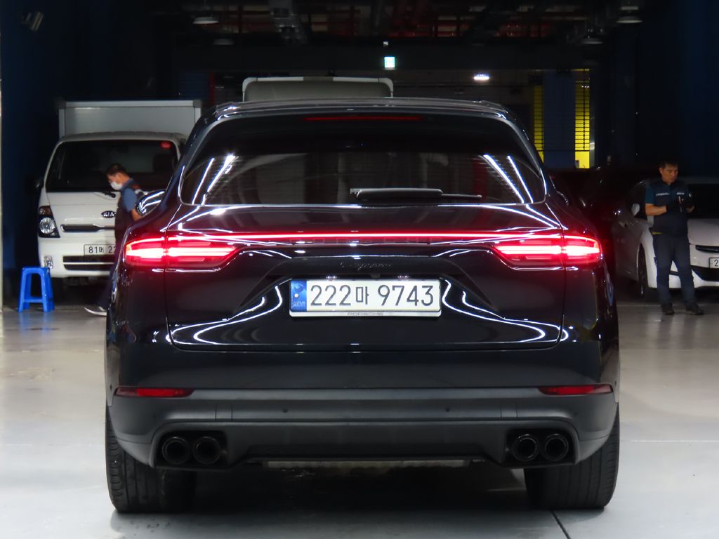 PORSCHE CAYENNE PO536 2021