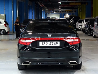 HYUNDAI GRANDEUR HG HYBRID 2016