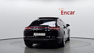 PORSCHE PANAMERA 971 2018
