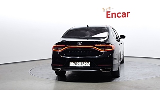 HYUNDAI GRANDEUR IG 2017