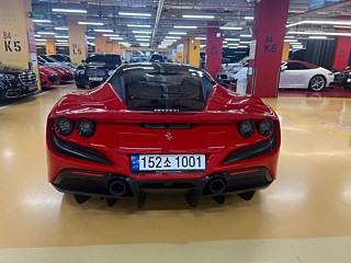 FERRARI F8 TRIBUTO 2022