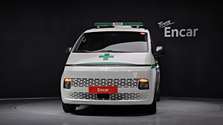 HYUNDAI STARIA 2025