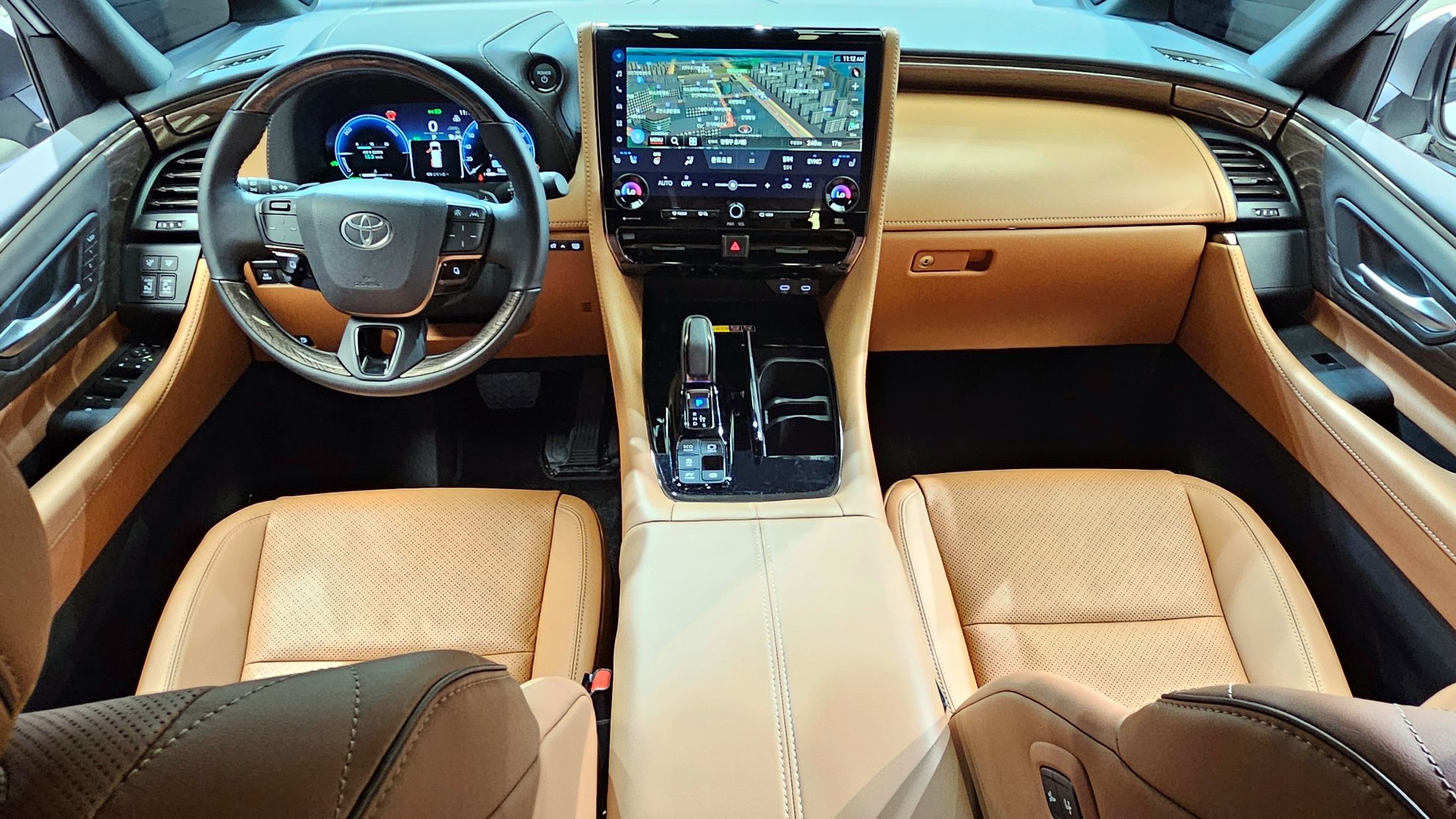 TOYOTA ALPHARD 2024