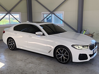 BMW 5-SERIES G30 2020