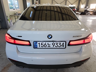 BMW 5-SERIES G30 2020