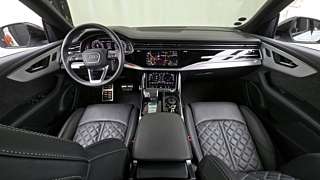 AUDI Q8 4M 2021