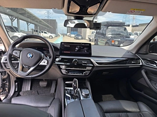 BMW 5-SERIES G30 2021