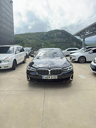 BMW 5-SERIES G30 2021