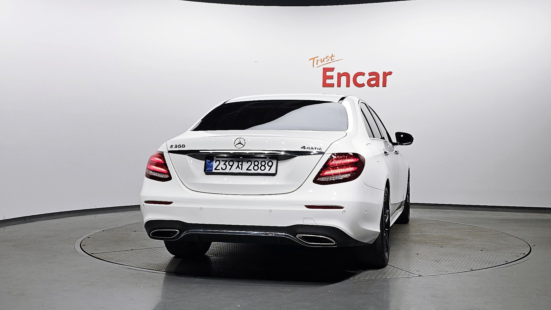 MERCEDES BENZ E-CLASS W213 2019