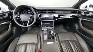 AUDI A7 4K 2020