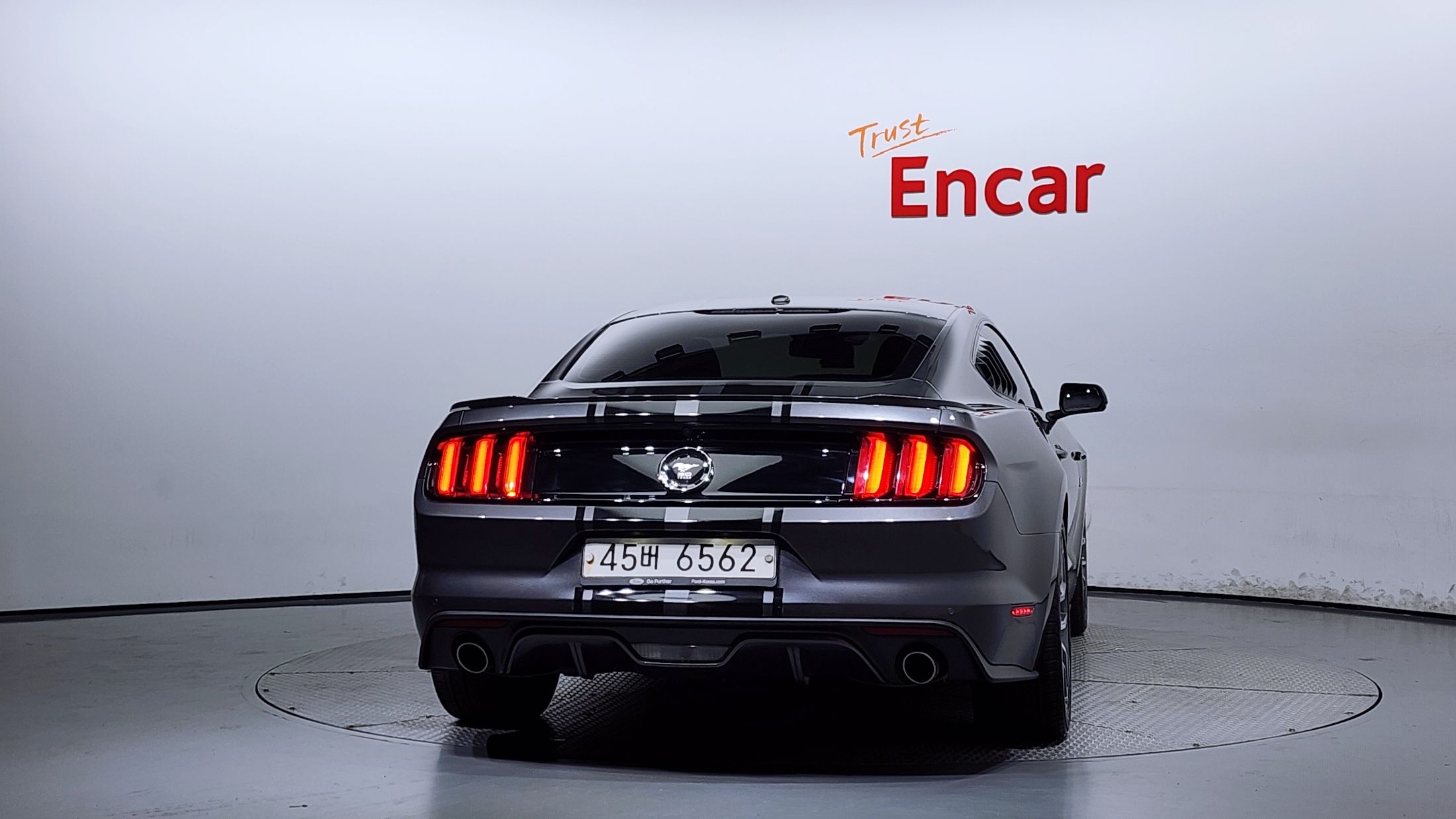 FORD MUSTANG 2017