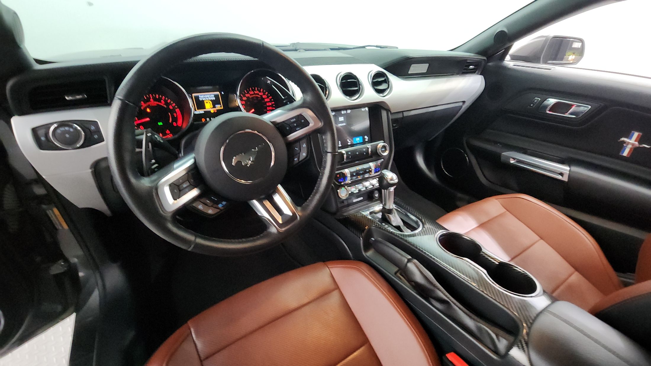 FORD MUSTANG 2017