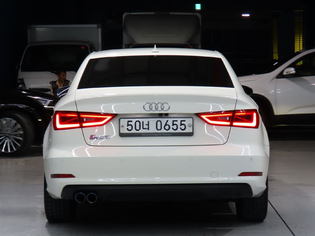 AUDI A3 2015