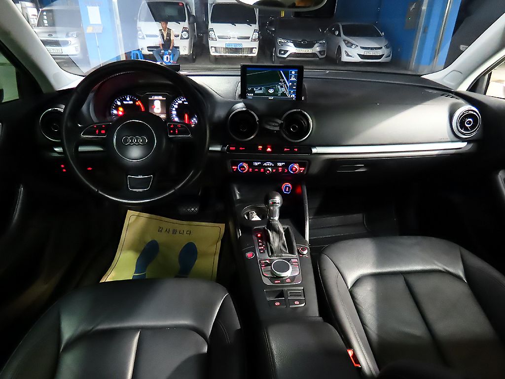 AUDI A3 2015