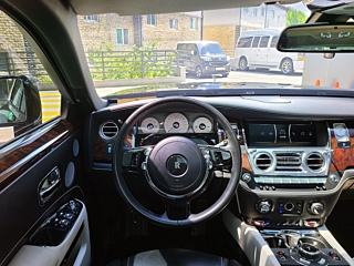 ROLLS ROYCE GHOST 2017