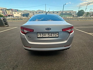 KIA K5 2011