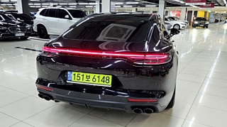 PORSCHE PANAMERA 971 2023