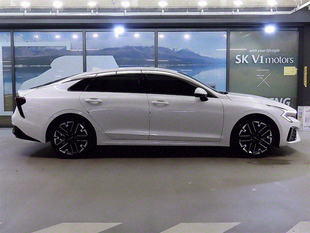 KIA K5 2023