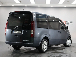 HYUNDAI STARIA 2023