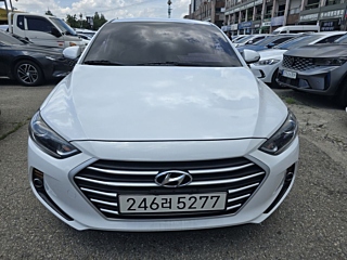 HYUNDAI AVANTE AD 2018